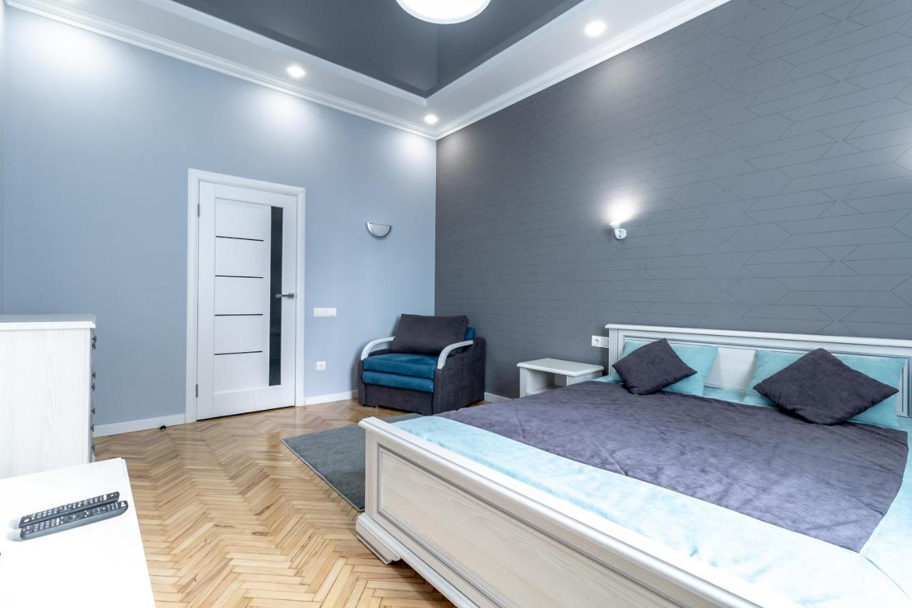 Inshiapartments On Liberty Avenue Lviv Exterior photo